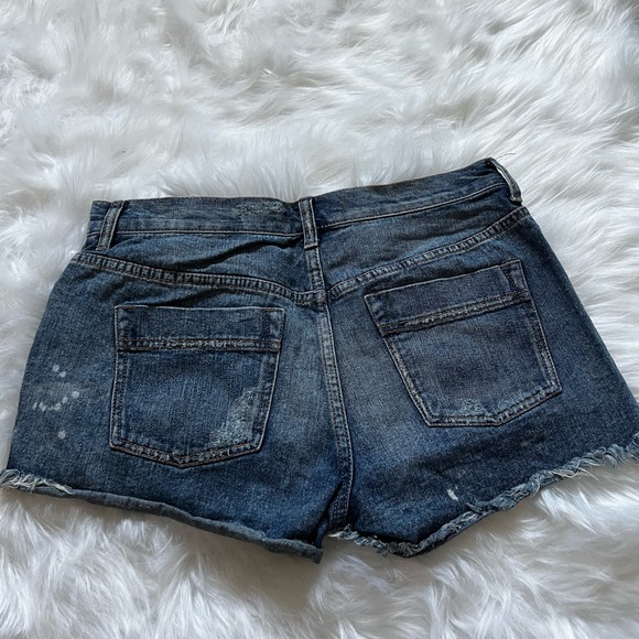 Free People Distressed Embroidered Shorts Size 28 - Picture 4 of 4